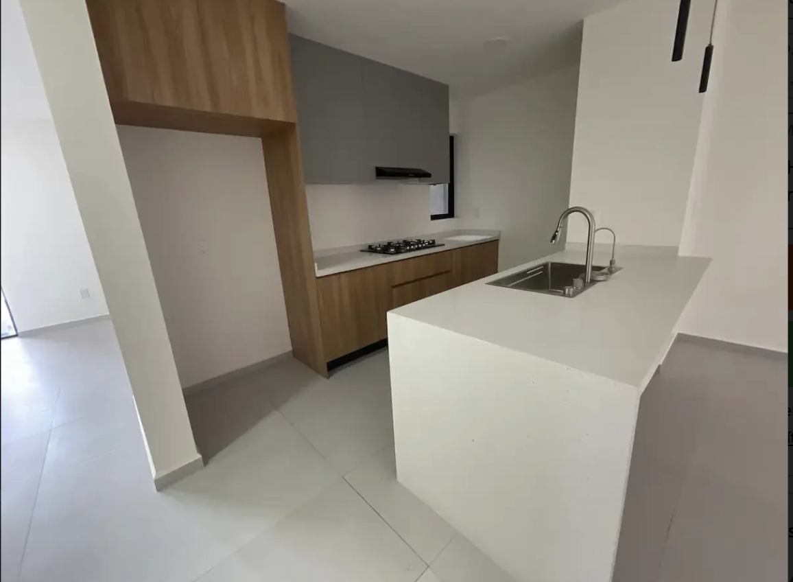 Captura de pantalla 2026-02-06 a la(s) 1.41.36 a.m.