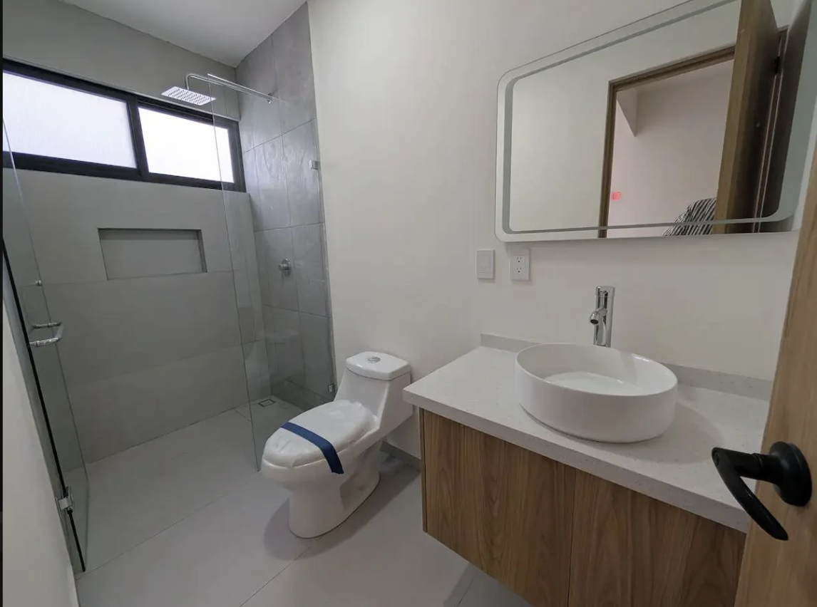 Captura de pantalla 2026-02-06 a la(s) 1.42.45 a.m.